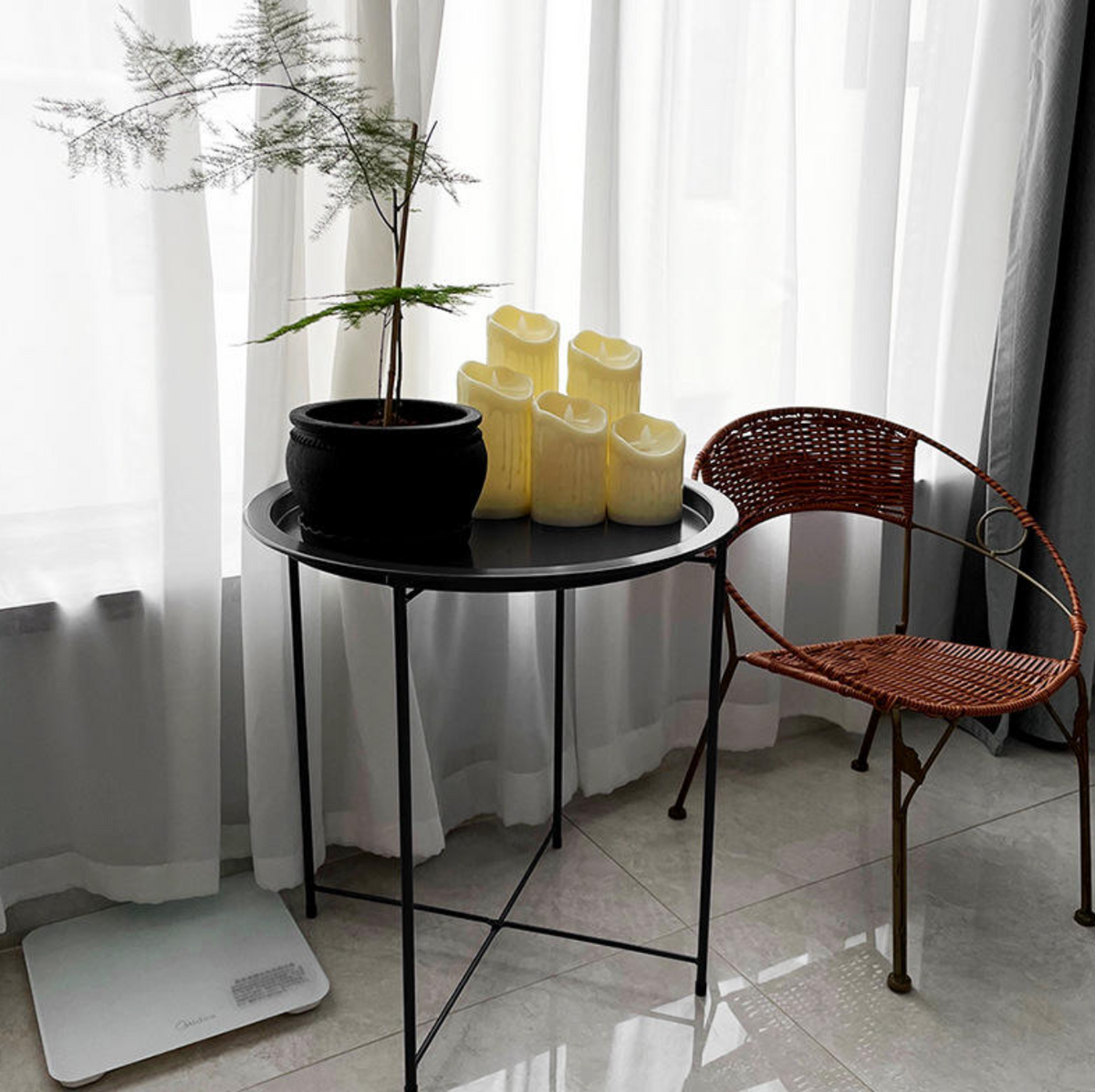 Modern Living Room Tray Table